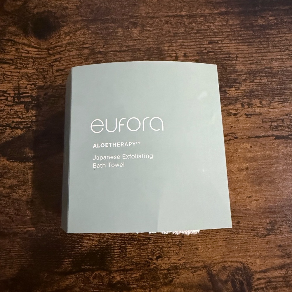 Eufora Japanese Exfoliating Bath Towel​​